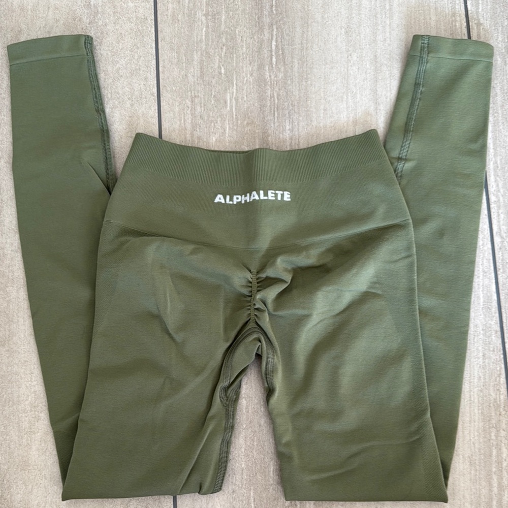 Alphalete Amplify Leggings